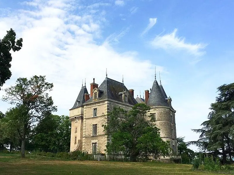 Foto von Schloss - Aristide - © Creative Commons (https://creativecommons.org/licenses/by-sa/4.0/deed.fr)