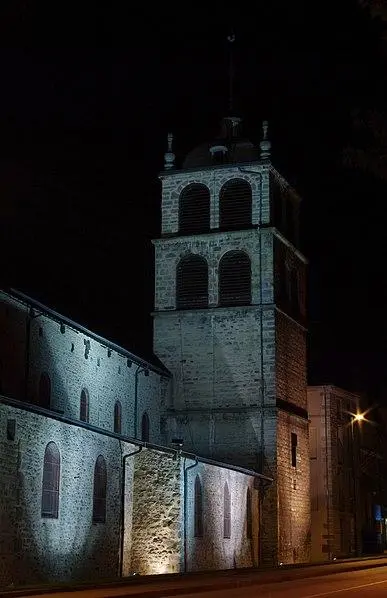 Foto von Saint-Pierre Kirche - Yann Gavet - © Creative Commons (https://creativecommons.org/licenses/by-sa/4.0/deed.fr)