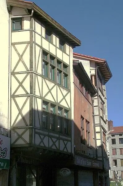 Foto von Heim - Roi.dagobert - © Creative Commons (https://creativecommons.org/licenses/by-sa/4.0/deed.fr)