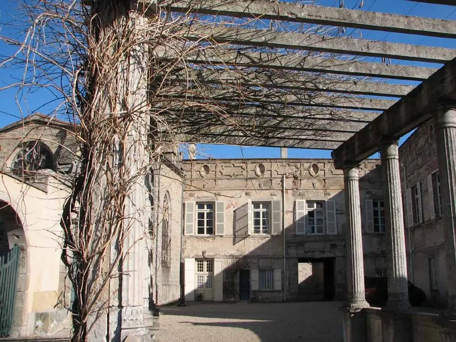 Foto von Sury-Le-Comtal Castle - POP Plateforme Ouverte du Patrimoine / Base Mérimée - © Ministère de la Culture (France), Direction Régionale des Affaires Culturelles d'Auvergne-Rhône-Alpes – Tous droits réservés 