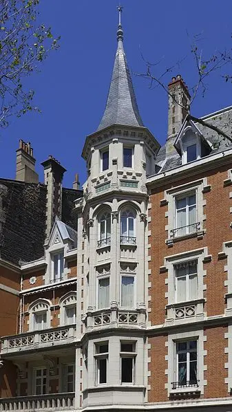 Foto de Edificio llamado Palacio Mimard - Aubry Françon - © Creative Commons (https://creativecommons.org/licenses/by-sa/4.0/deed.fr)