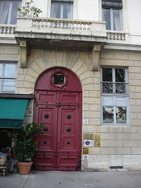 Foto di Edificio - Nouill - © Creative Commons (https://creativecommons.org/licenses/by-sa/4.0/deed.fr)