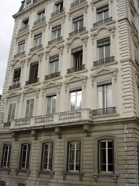 Foto de Edificio - Nouill - © Creative Commons (https://creativecommons.org/licenses/by-sa/4.0/deed.fr)