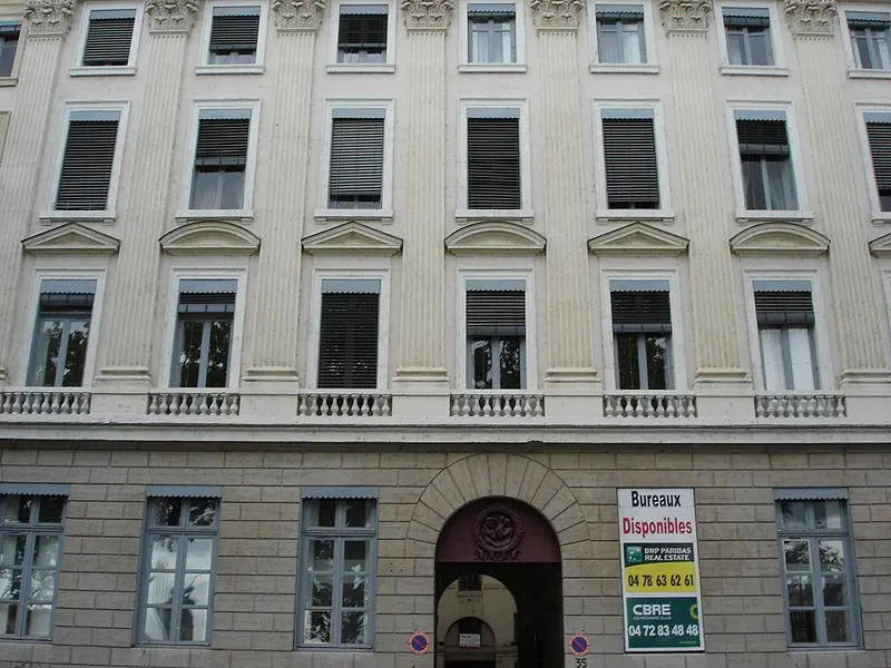 Foto di Edificio - Nouill - © Creative Commons (https://creativecommons.org/licenses/by-sa/4.0/deed.fr)