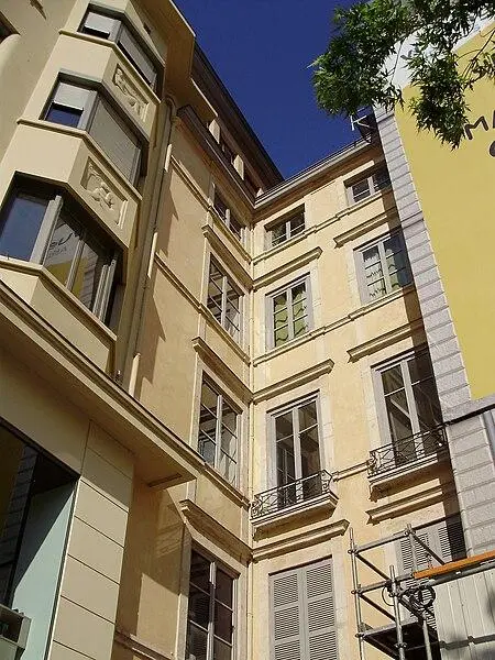 Foto de Edificio - Adele69 - © Creative Commons (https://creativecommons.org/licenses/by-sa/4.0/deed.fr)