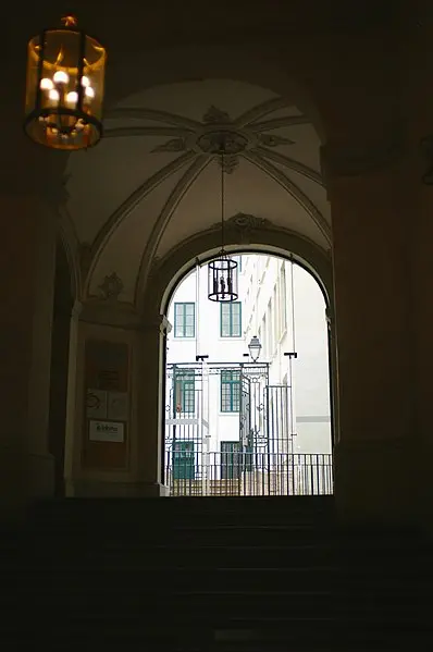 Foto di Edificio - Huitseeker - © Creative Commons (https://creativecommons.org/licenses/by-sa/4.0/deed.fr)