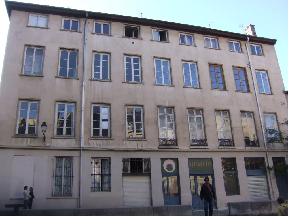 Foto de Hogar - Sous licence Creative Commons (https://creativecommons.org/licenses/by-sa/4.0/deed.fr) - Par DamTESC - © Creative Commons (https://creativecommons.org/licenses/by-sa/4.0/deed.fr)