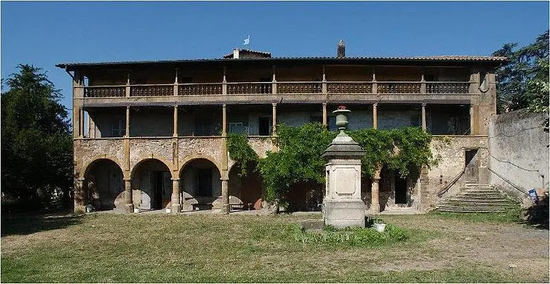 Foto von Domaine du Château "Le Petit-Perron" - PHILDIC - © Creative Commons (https://creativecommons.org/licenses/by-sa/4.0/deed.fr)