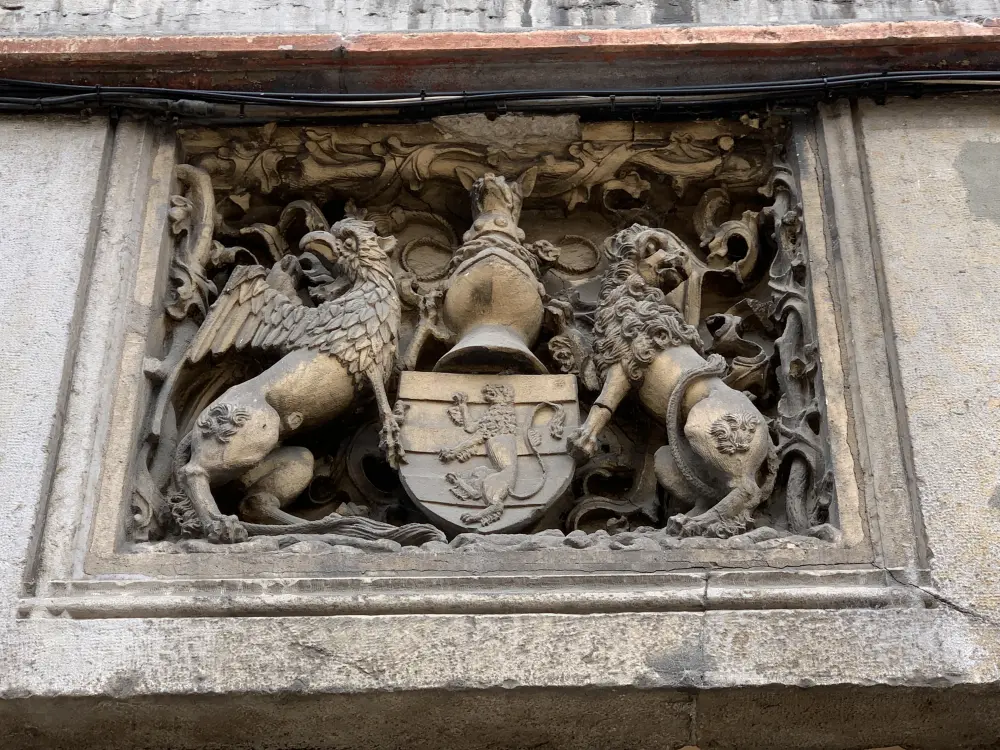 Foto di Edificio - Sous licence Creative Commons (https://creativecommons.org/licenses/by-sa/4.0/deed.fr) - Par Chabe01 - © Creative Commons (https://creativecommons.org/licenses/by-sa/4.0/deed.fr)