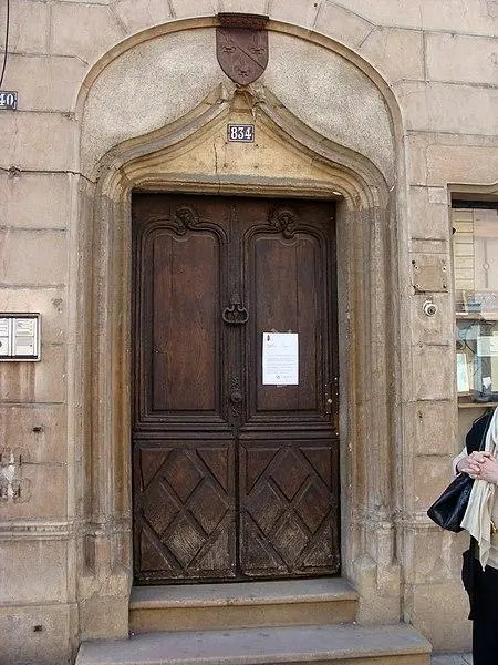 Photo de Immeuble - Fr.Latreille - © Creative Commons (https://creativecommons.org/licenses/by-sa/4.0/deed.fr)