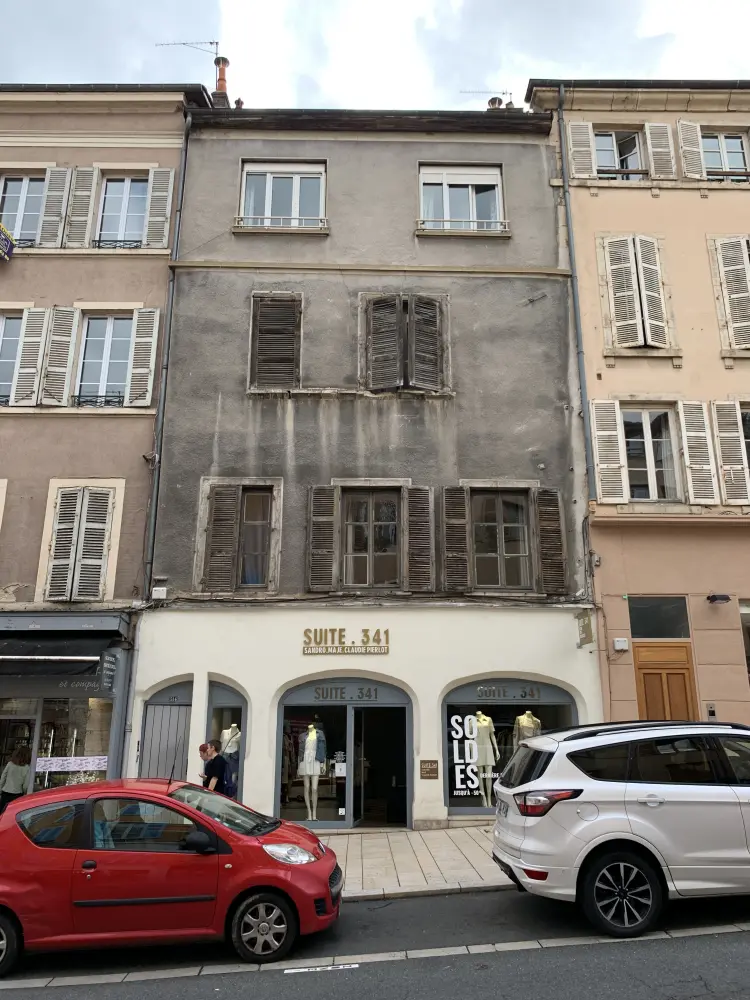 Foto de Edificio - Sous licence Creative Commons (https://creativecommons.org/licenses/by-sa/4.0/deed.fr) - Par Chabe01 - © Creative Commons (https://creativecommons.org/licenses/by-sa/4.0/deed.fr)