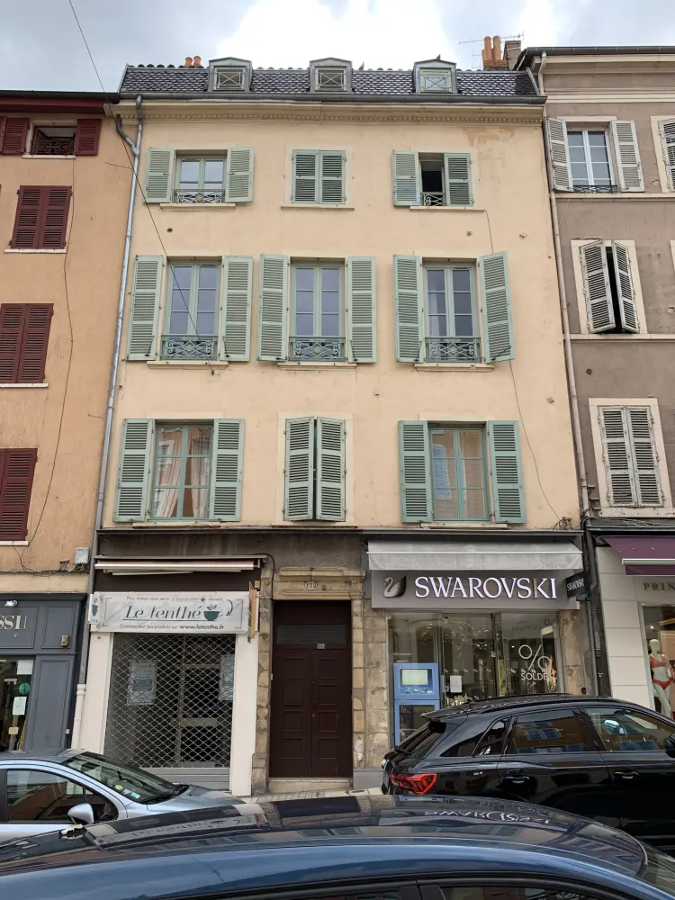 Foto di Edificio - Sous licence Creative Commons (https://creativecommons.org/licenses/by-sa/4.0/deed.fr) - Par Chabe01 - © Creative Commons (https://creativecommons.org/licenses/by-sa/4.0/deed.fr)