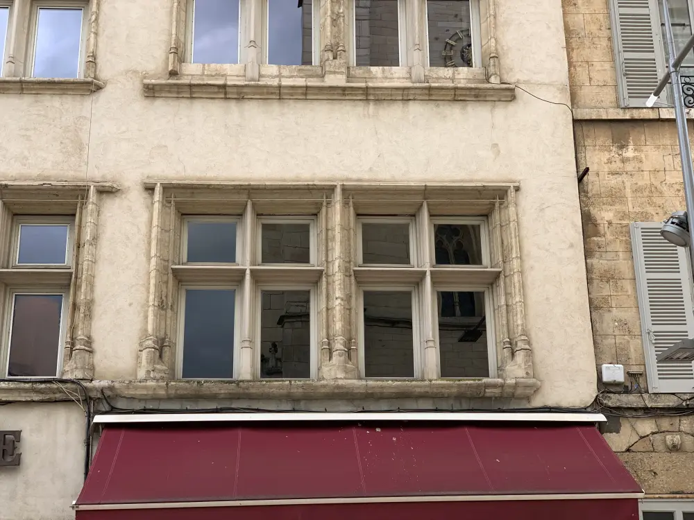 Foto di Edificio - Sous licence Creative Commons (https://creativecommons.org/licenses/by-sa/4.0/deed.fr) - Par Chabe01 - © Creative Commons (https://creativecommons.org/licenses/by-sa/4.0/deed.fr)
