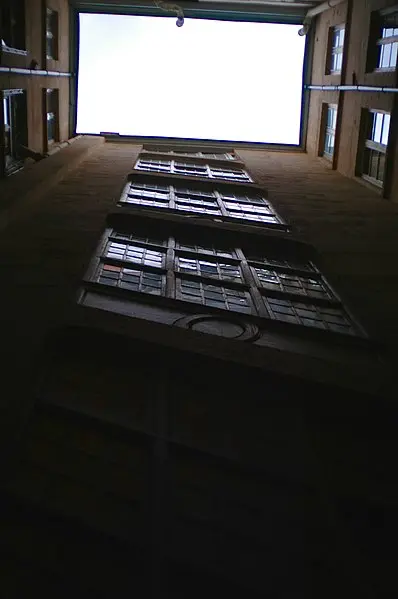 Foto de Edificio - Huitseeker - © Creative Commons (https://creativecommons.org/licenses/by-sa/4.0/deed.fr)