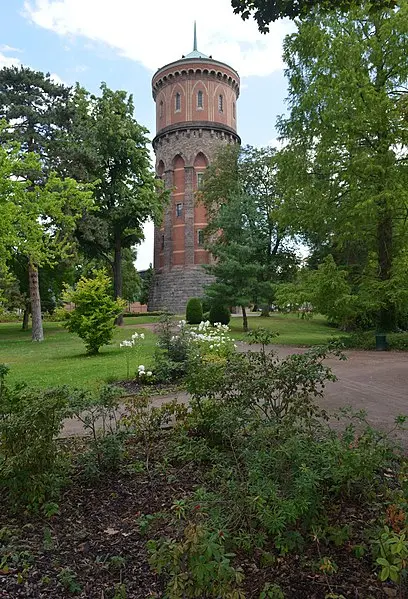 Foto von Wasserturm - Ralf Roletschek - © Creative Commons (https://creativecommons.org/licenses/by-sa/4.0/deed.fr)