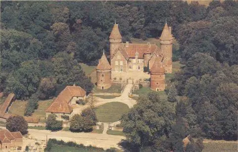 Foto de Castillo - Bernard Mareschal de Longeville de La Rodde - © Creative Commons (https://creativecommons.org/licenses/by-sa/4.0/deed.fr)
