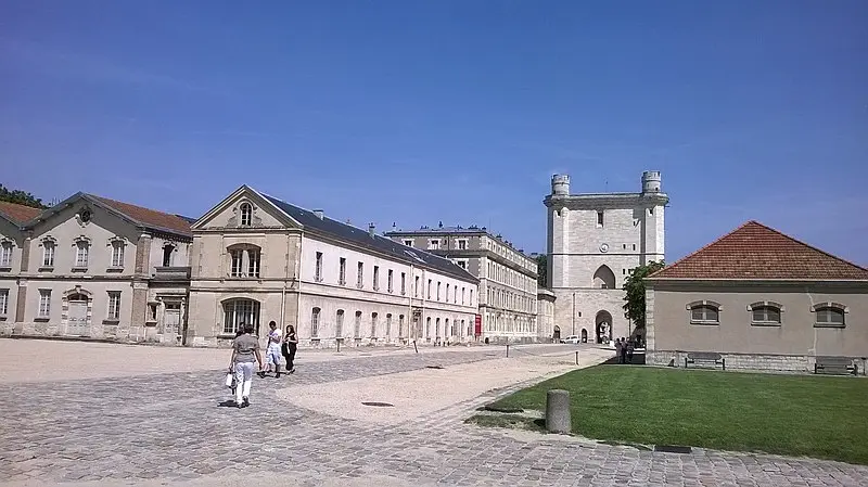 Foto de Medio ambiente del Château de Vincennes - stone40 - © Creative Commons (https://creativecommons.org/licenses/by-sa/4.0/deed.fr)