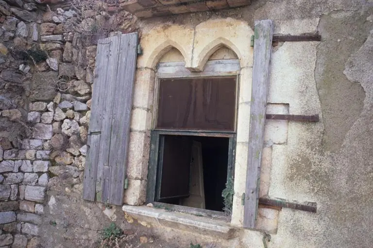Foto de Old Castle, llamado Mas de Las Fons - POP Plateforme Ouverte du Patrimoine / Base Mérimée - © Monuments historiques