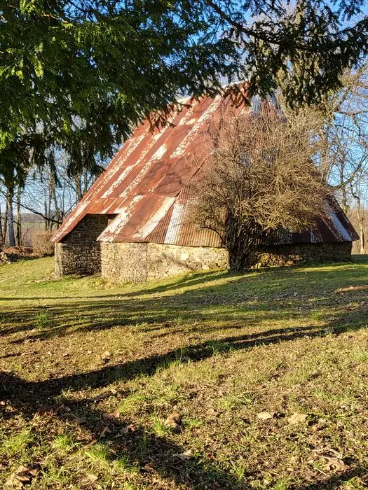 Foto von Ovale Scheune von Montet - POP Plateforme Ouverte du Patrimoine / Base Mérimée - © Ministère de la Culture (France), Conservation des antiquités et des objets de Corrèze – Tous droits réservés 