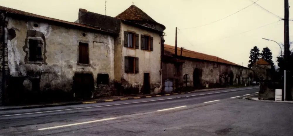Foto di Castello - POP Plateforme Ouverte du Patrimoine / Base Mérimée - © Ministère de la Culture (France), Médiathèque du patrimoine et de la photographie, tous droits réservés