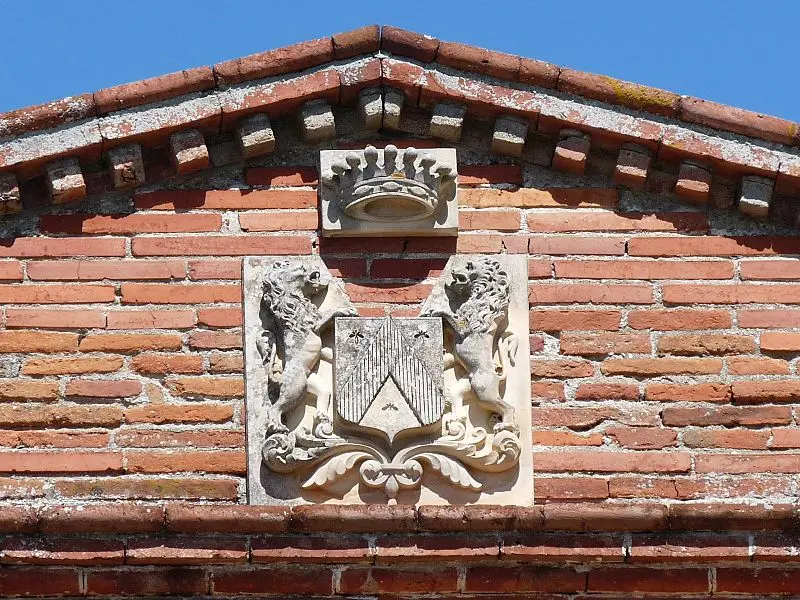 Foto di Castello - Jack ma - © Creative Commons (https://creativecommons.org/licenses/by-sa/4.0/deed.fr)