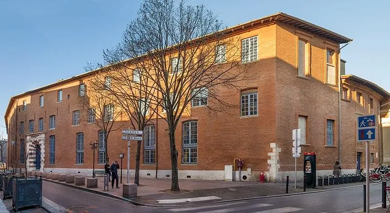 Picture of Former Esquile College - Didier Descouens - © Creative Commons (https://creativecommons.org/licenses/by-sa/4.0/deed.fr)