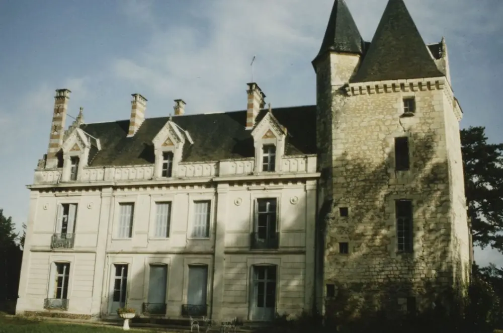 Picture of Castle - POP Plateforme Ouverte du Patrimoine / Base Mérimée - © Ministère de la Culture (France), Médiathèque du patrimoine et de la photographie, tous droits réservés