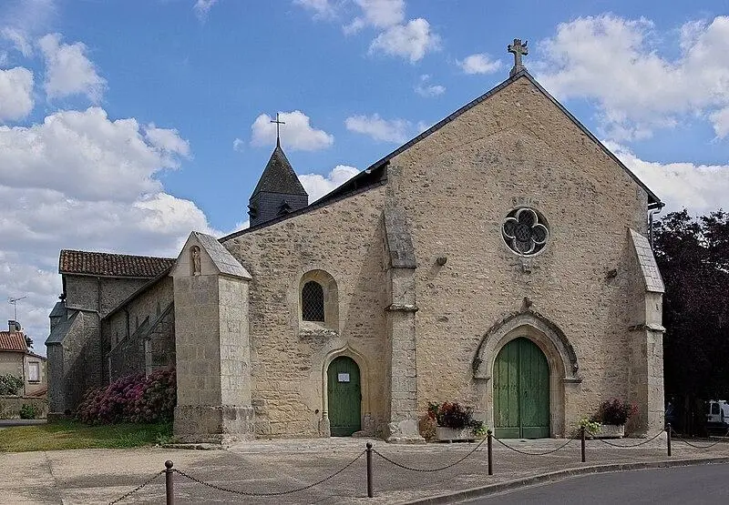 Picture of Saint-Laurent Church - JLPC - © Creative Commons (https://creativecommons.org/licenses/by-sa/4.0/deed.fr)