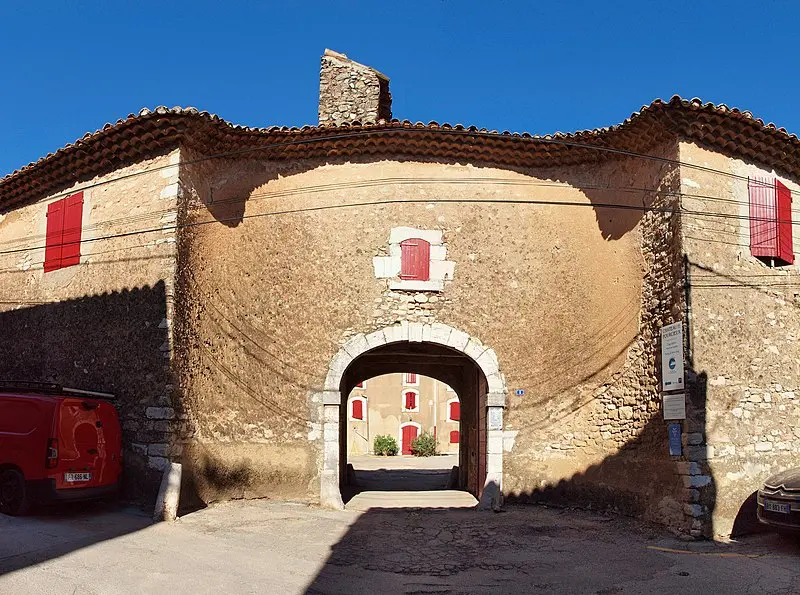 Foto di Castello - François GOGLINS - © Creative Commons (https://creativecommons.org/licenses/by-sa/4.0/deed.fr)