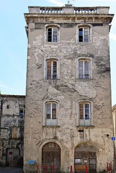 Foto de Mompar House - MOSSOT - © Creative Commons (https://creativecommons.org/licenses/by-sa/4.0/deed.fr)