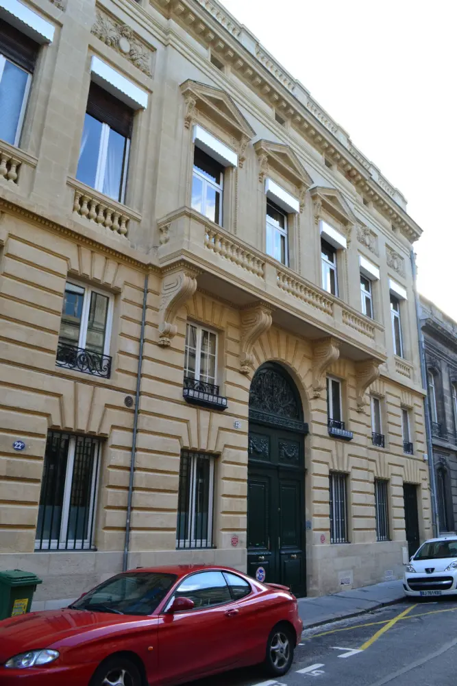 Foto de Babilonia hotel - Sous licence Creative Commons (https://creativecommons.org/licenses/by-sa/4.0/deed.fr) - Par JuliaCasado - © Creative Commons (https://creativecommons.org/licenses/by-sa/4.0/deed.fr)