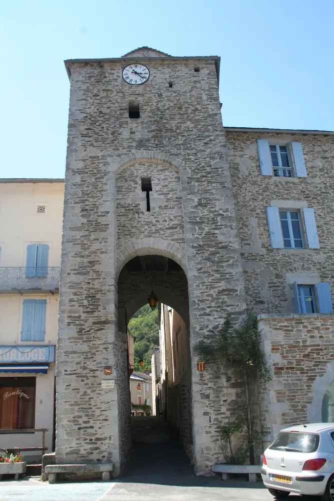Foto di Incinta - Sous licence Creative Commons (https://creativecommons.org/licenses/by-sa/4.0/deed.fr) - Par Fagairolles 34 - © Creative Commons (https://creativecommons.org/licenses/by-sa/4.0/deed.fr)