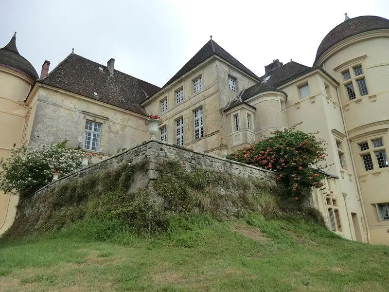 Foto von Saint-Martin Castle - Benoît Prieur (1975–) Autres noms Nom de naissance - © Creative Commons (https://creativecommons.org/licenses/by-sa/4.0/deed.fr)