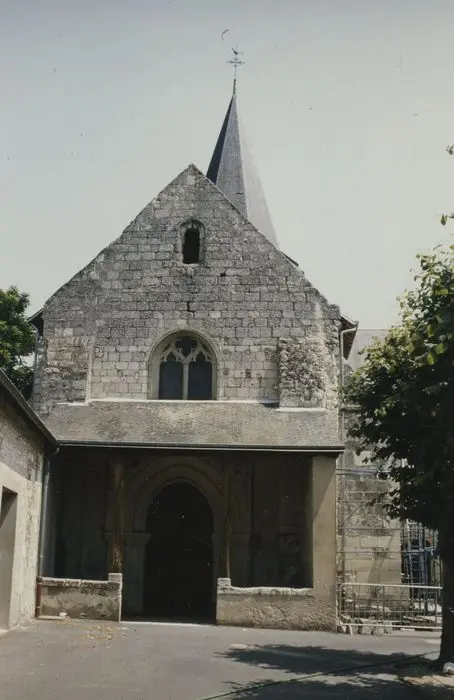 Foto di Chiesa di Saint-Hilaire - POP Plateforme Ouverte du Patrimoine / Base Mérimée - © Ministère de la Culture (France), Médiathèque du patrimoine et de la photographie, tous droits réservés