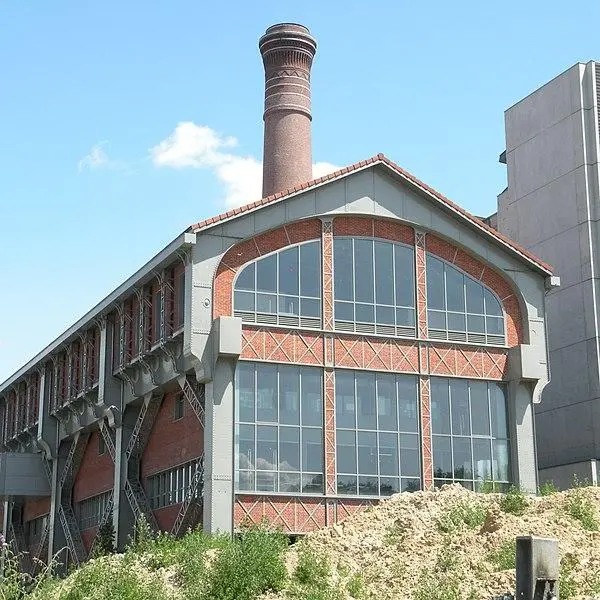 Photo de Usine de la Société Urbaine d'Air Comprimé (SUDAC) - Pymouss - © Creative Commons (https://creativecommons.org/licenses/by-sa/4.0/deed.fr)