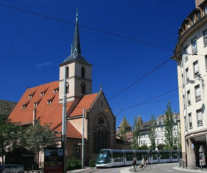 Foto von Protestantische Kirche Saint-Nicolas - Hans-Peter Scholz, Image editing by Wladyslaw - © Creative Commons (https://creativecommons.org/licenses/by-sa/4.0/deed.fr)