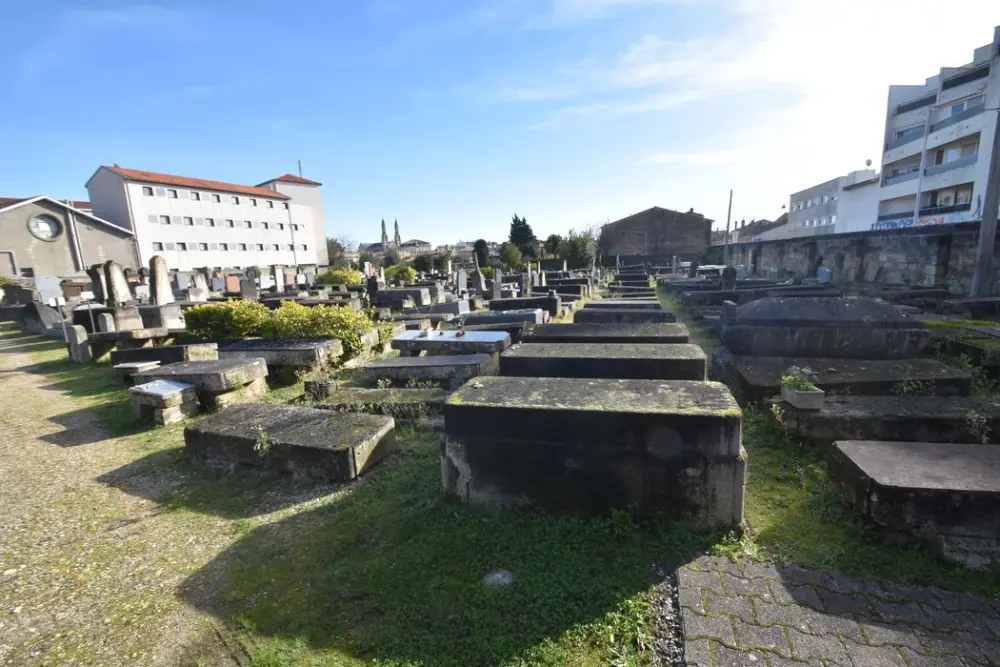 Foto de Cementerio israelita - POP Plateforme Ouverte du Patrimoine / Base Mérimée - © Ministère de la Culture (France), Médiathèque du patrimoine et de la photographie, diffusion GrandPalaisRmn Photo