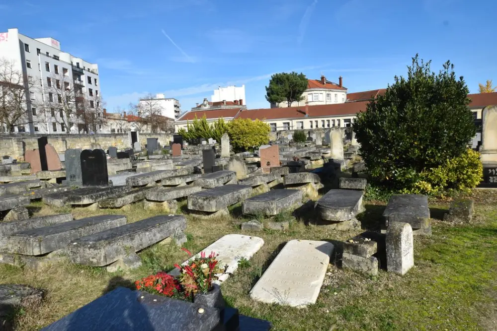 Foto de Cementerio israelita - POP Plateforme Ouverte du Patrimoine / Base Mérimée - © Ministère de la Culture (France), Médiathèque du patrimoine et de la photographie, diffusion GrandPalaisRmn Photo