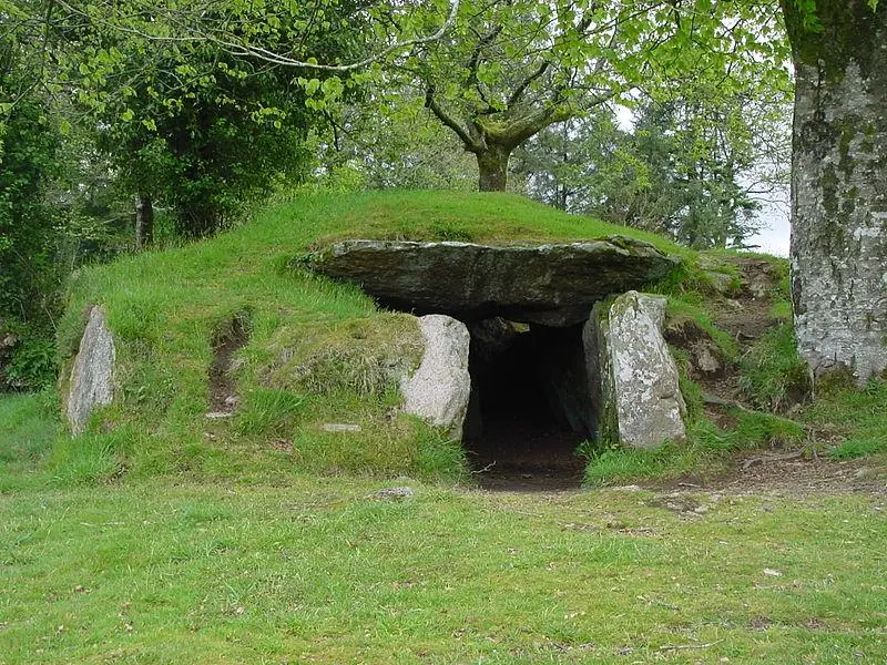 Foto de Dolmen de Ty-Ar-Boudiged - Jls2933 - © Creative Commons (https://creativecommons.org/licenses/by-sa/4.0/deed.fr)