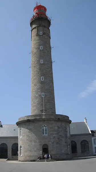 Foto de Gran faro de Belle-Ile, también conocido como faro de Goulphar - Franck-fnba - © Creative Commons (https://creativecommons.org/licenses/by-sa/4.0/deed.fr)