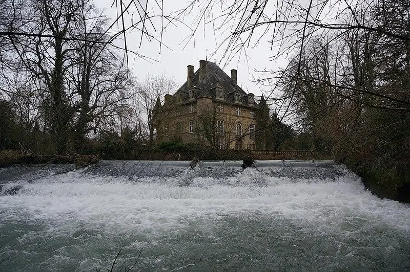 Foto di Castello di Ville-sur-Saulx - Amassychamp - © Creative Commons (https://creativecommons.org/licenses/by-sa/4.0/deed.fr)