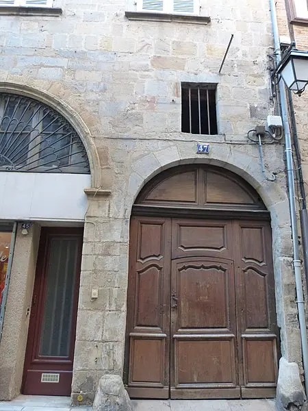 Foto di Resti - Thérèse Gaigé - © Creative Commons (https://creativecommons.org/licenses/by-sa/4.0/deed.fr)