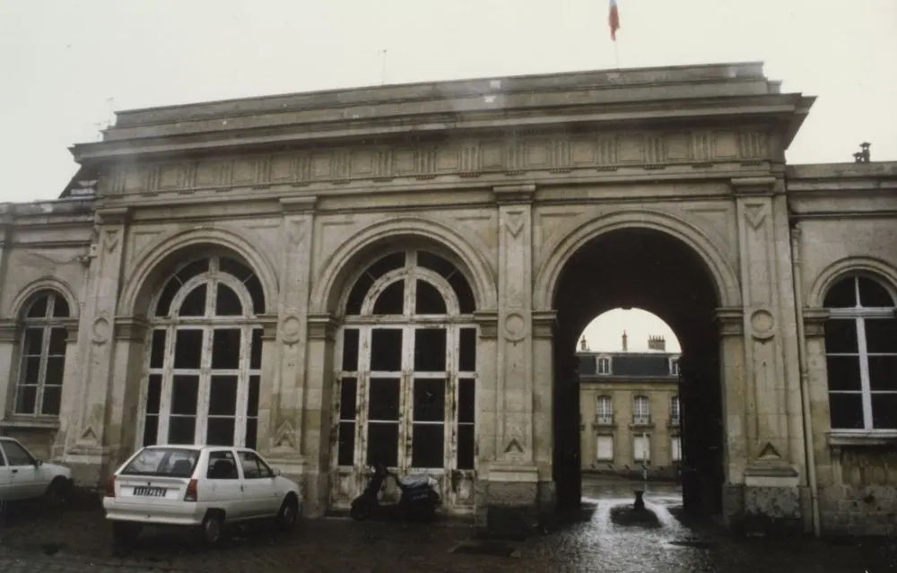 Foto di Prefettura Pas-de-Calais, ex palazzo episcopale - POP Plateforme Ouverte du Patrimoine / Base Mérimée - © Ministère de la Culture (France), Médiathèque du patrimoine et de la photographie, tous droits réservés