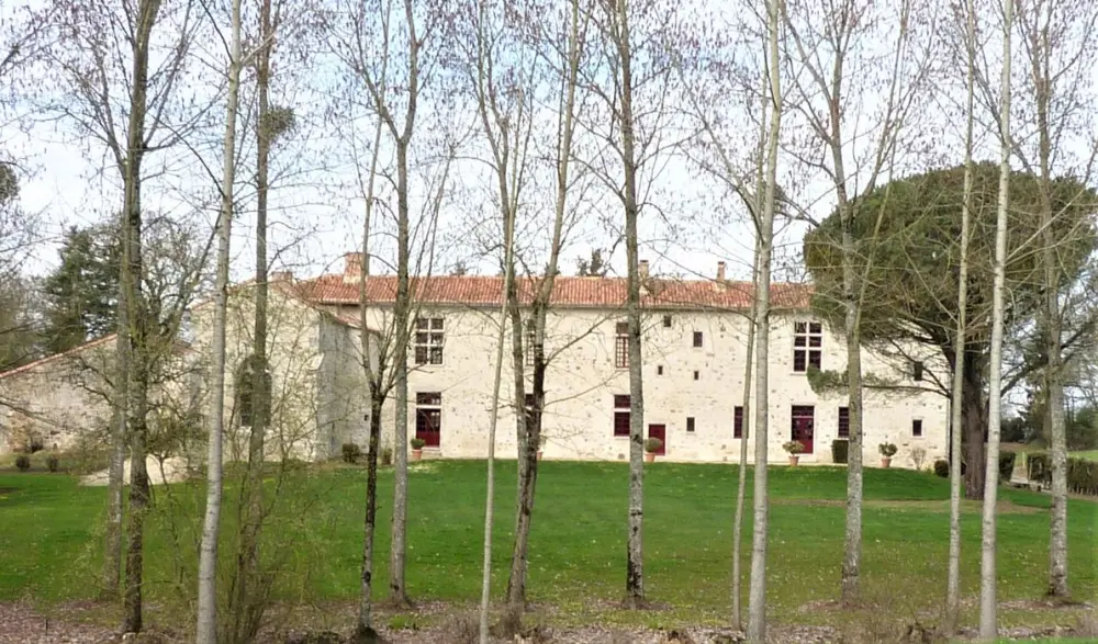 Foto de Edificios de Ford - POP Plateforme Ouverte du Patrimoine / Base Mérimée - © Ministère de la Culture (France), Conservation des antiquités et des objets d’art de Vendée - Tous droits réservés