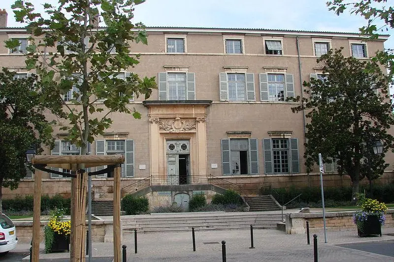 Foto von Ehemaliges Parlament der Dombes auch als Bezirksgericht oder Gerichtsgebäude bekannt - Marc charensol - © Creative Commons (https://creativecommons.org/licenses/by-sa/4.0/deed.fr)