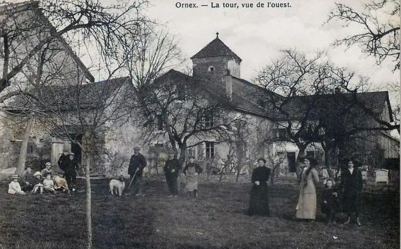 Foto de Houte House también, tanta torre de Ornex - Auteur inconnuUnknown author - © Creative Commons (https://creativecommons.org/licenses/by-sa/4.0/deed.fr)