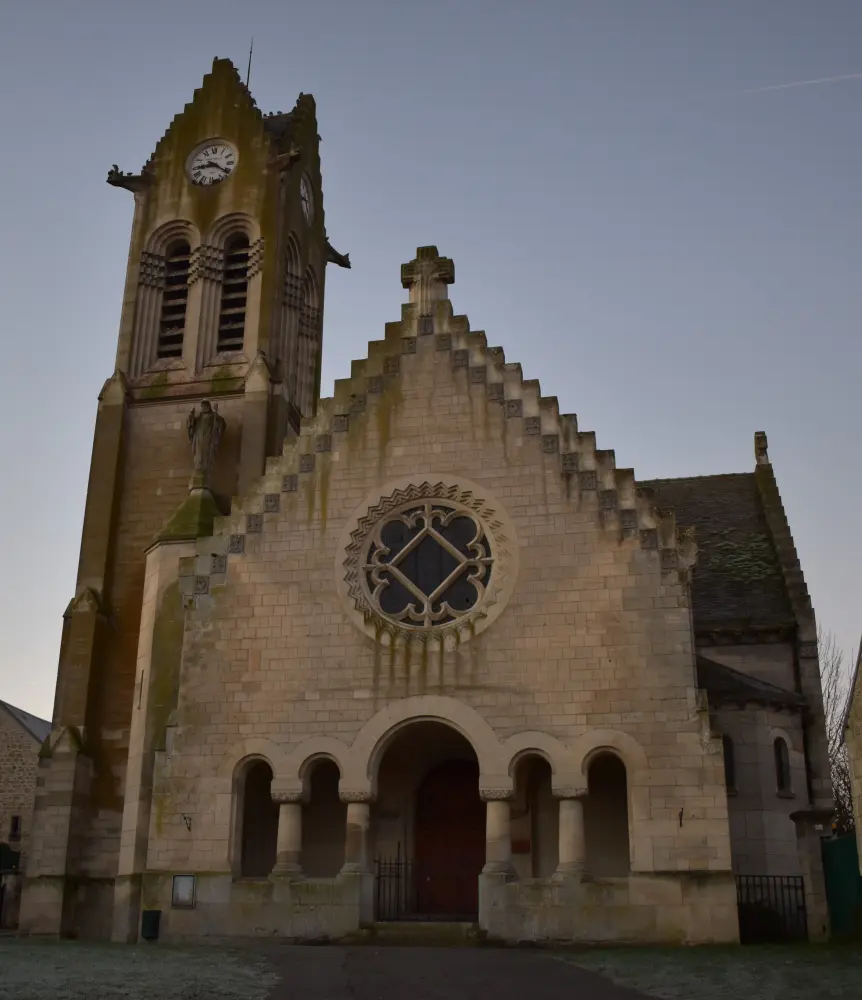 Foto von Kirche - Sous licence Creative Commons (https://creativecommons.org/licenses/by-sa/4.0/deed.fr) - Par Enrevseluj - © Creative Commons (https://creativecommons.org/licenses/by-sa/4.0/deed.fr)