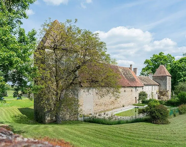 Foto de Castillo fortificado - Krzysztof Golik - © Creative Commons (https://creativecommons.org/licenses/by-sa/4.0/deed.fr)