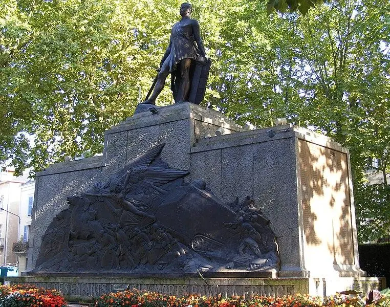 Foto de Monumento muerto - PLAS alexandre - © Creative Commons (https://creativecommons.org/licenses/by-sa/4.0/deed.fr)
