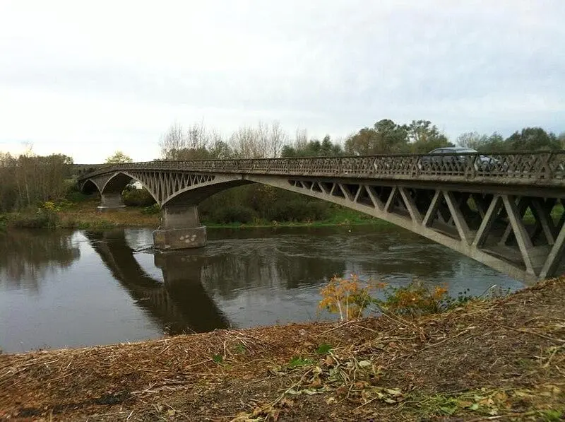 Foto von Bouton -Brücke - Mohatatou - © Creative Commons (https://creativecommons.org/licenses/by-sa/4.0/deed.fr)